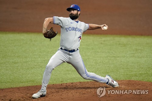 MLB 토론토, 전력 강화 신호탄…레이와 1년 800만달러 계약