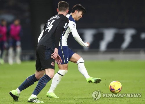 두 마리 토끼 잡아야 하는 모리뉴의 고민…'손흥민 쓸까 말까'