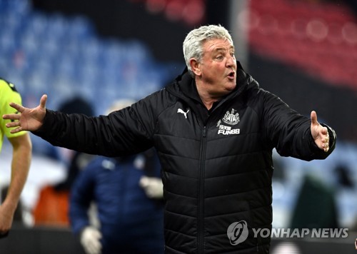 EPL 뉴캐슬, 선수 3명·스태프 1명 코로나19 확진