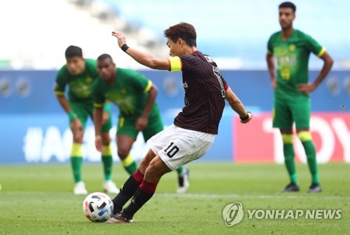 '윤빛가람 멀티골' 울산, 최강희호 상하이에 3-1 완승(종합)