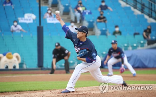 삼성, 베테랑 우완 투수 윤성환 방출…빚 문제로 피소