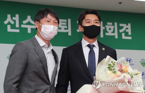 별 2개 안긴 모라이스, 전북 떠난다…차기 사령탑엔 김상식 유력