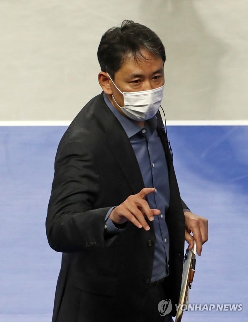 '개혁 드라이브' 최태웅 현대캐피탈 감독 시기가 됐습니다