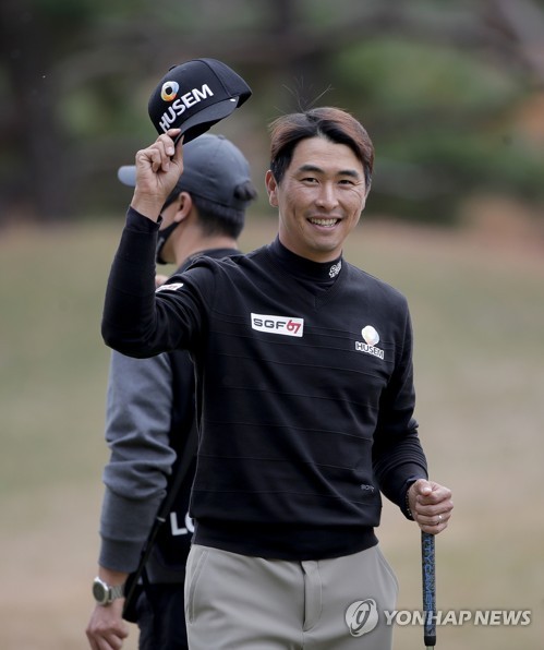 문경준·이수민, KPGA 플레이어스 챔피언십 2R 공동선두