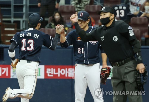 'PS 개인 첫 선발' 최원준, 2⅔이닝 1실점…김민규, 조기 투입