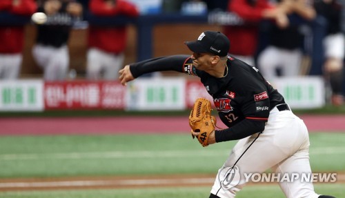 kt에 PS 첫 승 안긴 쿠에바스 1차전 불펜' 경험이 도움돼(종합)