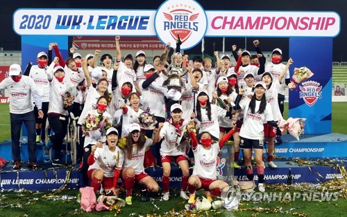 현대제철, 여자축구 WK리그 통합 8연패…'1골 1도움' 엘리 MVP(종합)