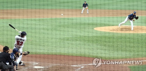'아내를 위한 하트 세리머니' 김재호 가족 앞에서 활약 행복(종합)