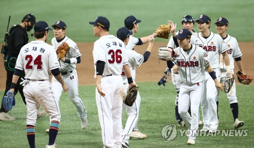 PS보다 어려운 스토브리그…두산, 코치·FA·외국인 선수 난제