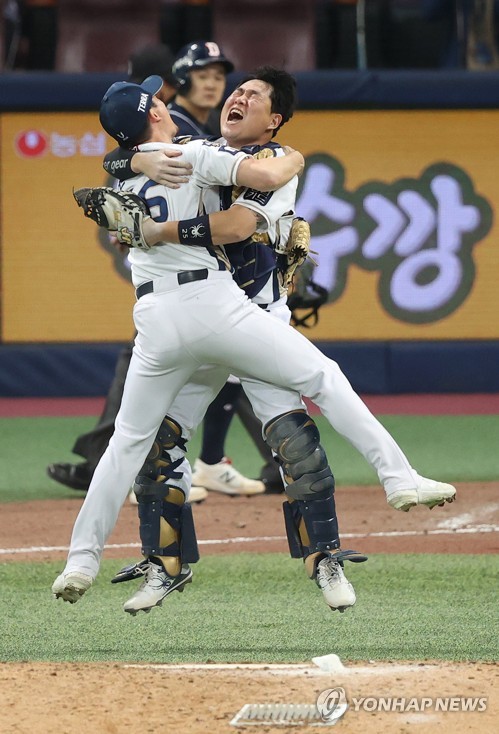 4년 만에 새 팀서 또 KS MVP 양의지 리니지가 먹여 살리니…