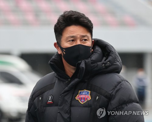 공격축구로 승격 거머쥔 수원FC 김도균 안병준·마사 고맙다