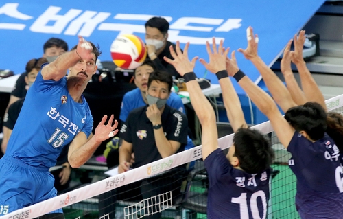 정지석+임동혁 59점 맹폭…대한항공, 5연승 한국전력 '급제동'