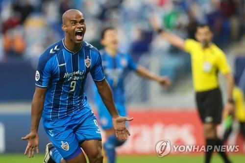 아시아도 평정한 '골무원' 주니오, 울산과 동행 끝나나