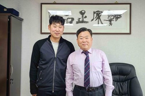 전 KIA 투수 윤석민, 골프선수로 새 출발…정푸드코리아 후원