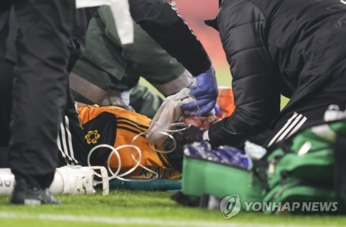 '두개골 골절' 히메네스 수술 후 메시지…곧 돌아갈 수 있길