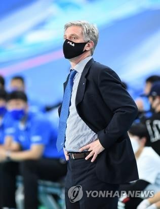 대한항공 감독 요스바니 합류로 주전 체력 안배+시너지 효과