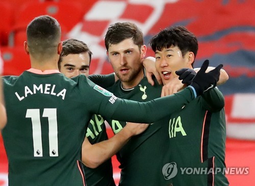 골 취소 아쉬움 뒤로 하고…손흥민 '토트넘 100호 골' 재도전
