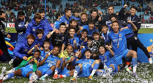 '8년 전처럼'…울산, 19일 아시아 프로축구 무패우승 도전