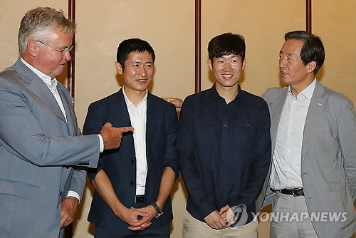 프로 구단 행정 최고 책임자로 변신한 '월드컵 4강전사' 이영표