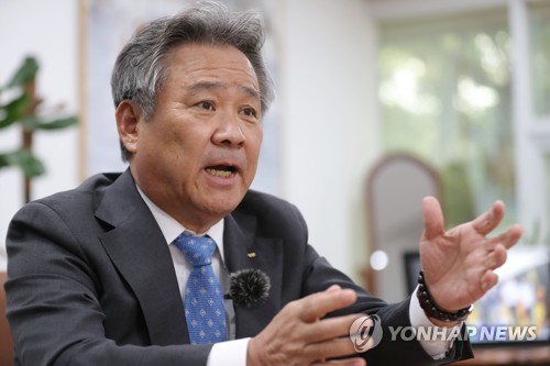 체육회장 재선 도전하는 이기흥 국가체육위원회 구성하자
