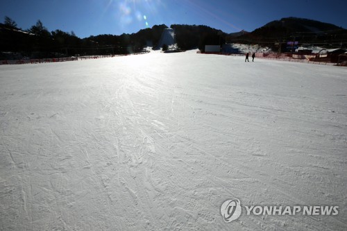 겨울스포츠로 코로나 확산할라…경남도, 스키장·눈썰매장 점검