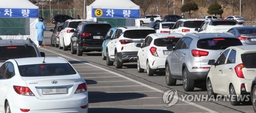 강원 '사흘간 99명' 스키장·병원·학교발 집단감염…총 968명(종합)