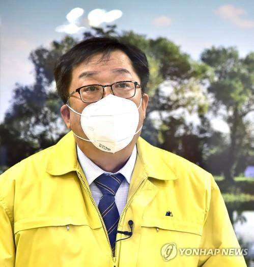 아직 조심스럽지만… 제천 실외체육시설 25일부터 운영