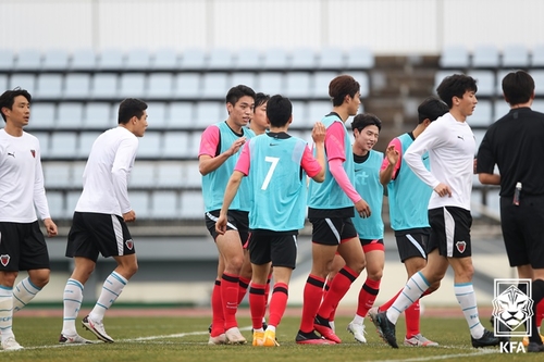 김학범호, 제주 전훈 첫 연습경기서 포항에 3-1 승리