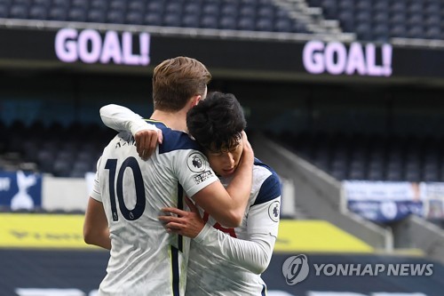손흥민, 새해 첫 경기서 토트넘 100호골…시즌 리그 12호골