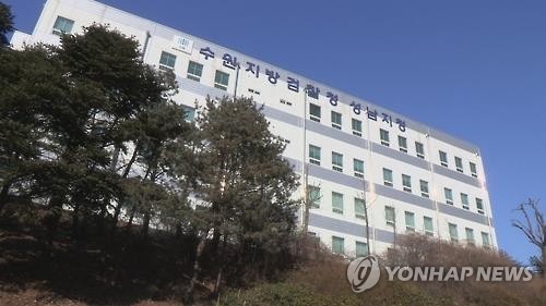 추문으로 얼룩진 프로야구…도박 파문 이어 성폭행 피소까지