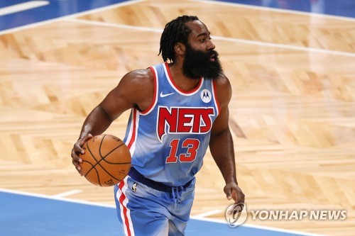 NBA 하든, 브루클린 데뷔전서 트리플더블…듀랜트도 42득점