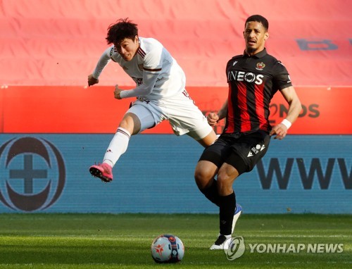 황의조 시즌 3호골 폭발…보르도, 니스에 3-0 완승