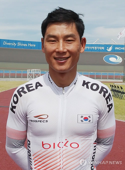 사이클 여제 나아름의 도전…올림픽 대비, 남자팀서 훈련