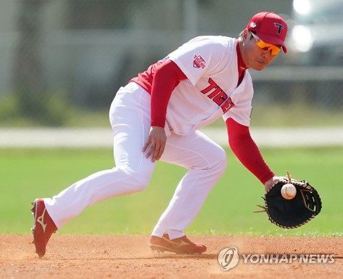 '코치로 새 출발' 김주찬 주루와 경기 상황 읽는 눈 자신