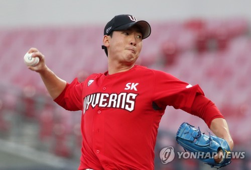 순조롭게 회복 중인 SK 문승원 30ｍ 롱토스 훈련 시작