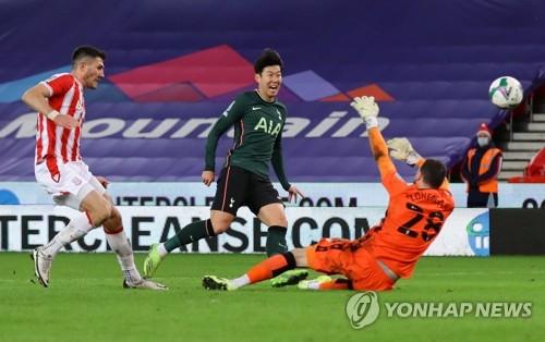 잉글랜드축구 리그컵 준결승·결승 교체선수 5명으로 확대