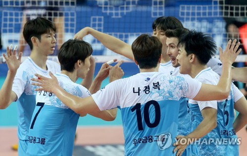 '알렉스 35점' 우리카드, 풀세트 혈투 끝에 대한항공 제압