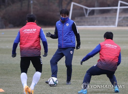 ACL 우승 주역과 첫 만남 홍명보의 주문 책임·태도·행복