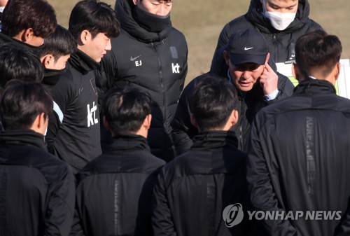 '다시 도쿄행 첫발' 김학범 런던 동메달 기록 깨겠습니다