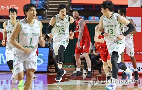 윤호영 복귀에 DB 김종규 작년 느낌 난다…이상범 감독도 반색