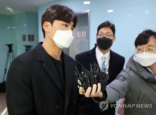 '주권이 이겼다'…KBO 연봉 조정위, 선수 손 들어줘