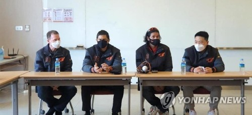 한화, 1군 캠프 명단 확정…외국인 모두 합류·신인은 제외(종합)