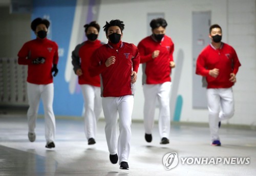 조계현 KIA 단장 투수 외부 영입보다 유망주 5명 성장이 먼저